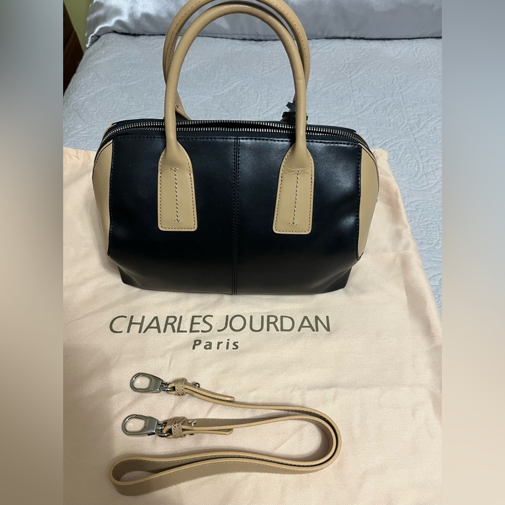 CHARLES JOURDAN PARIS NWT Black and Tan Leather Dome Satchel never carried - Picture 4 of 16